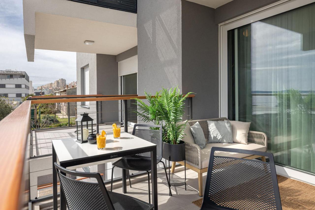 Apartment Abia Znjan Split Exterior photo